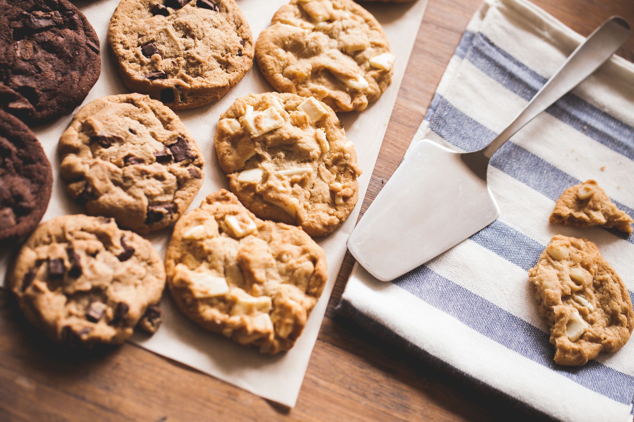 Baking cookies