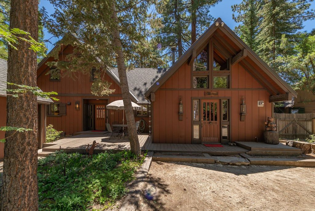 Lakefront Cabin With A View