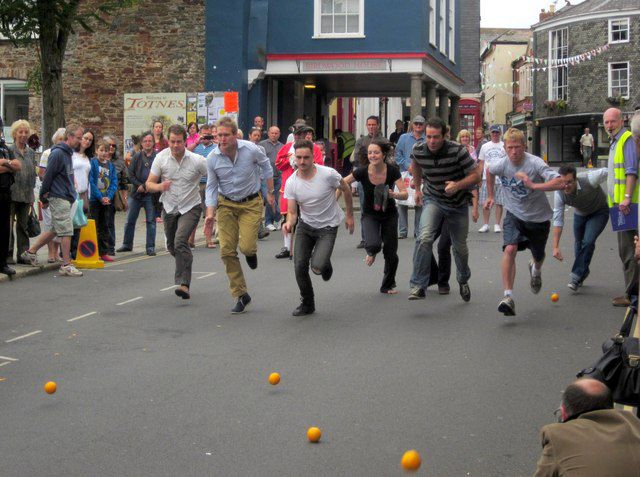 Totnes Orange Race