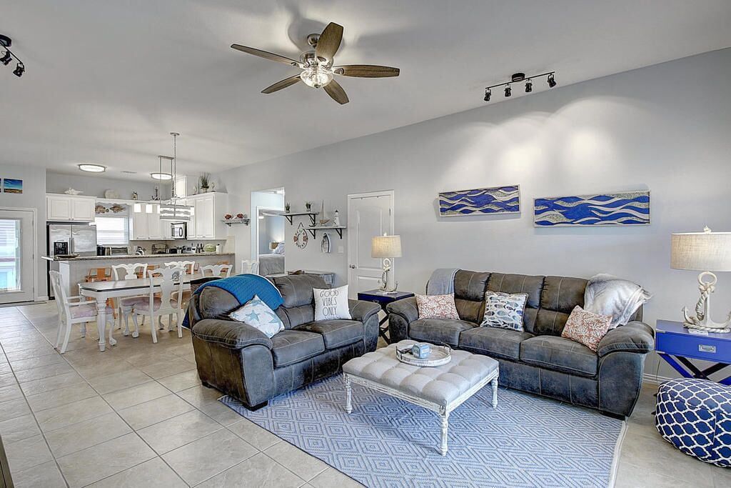Port A Sandbar Retreat: More