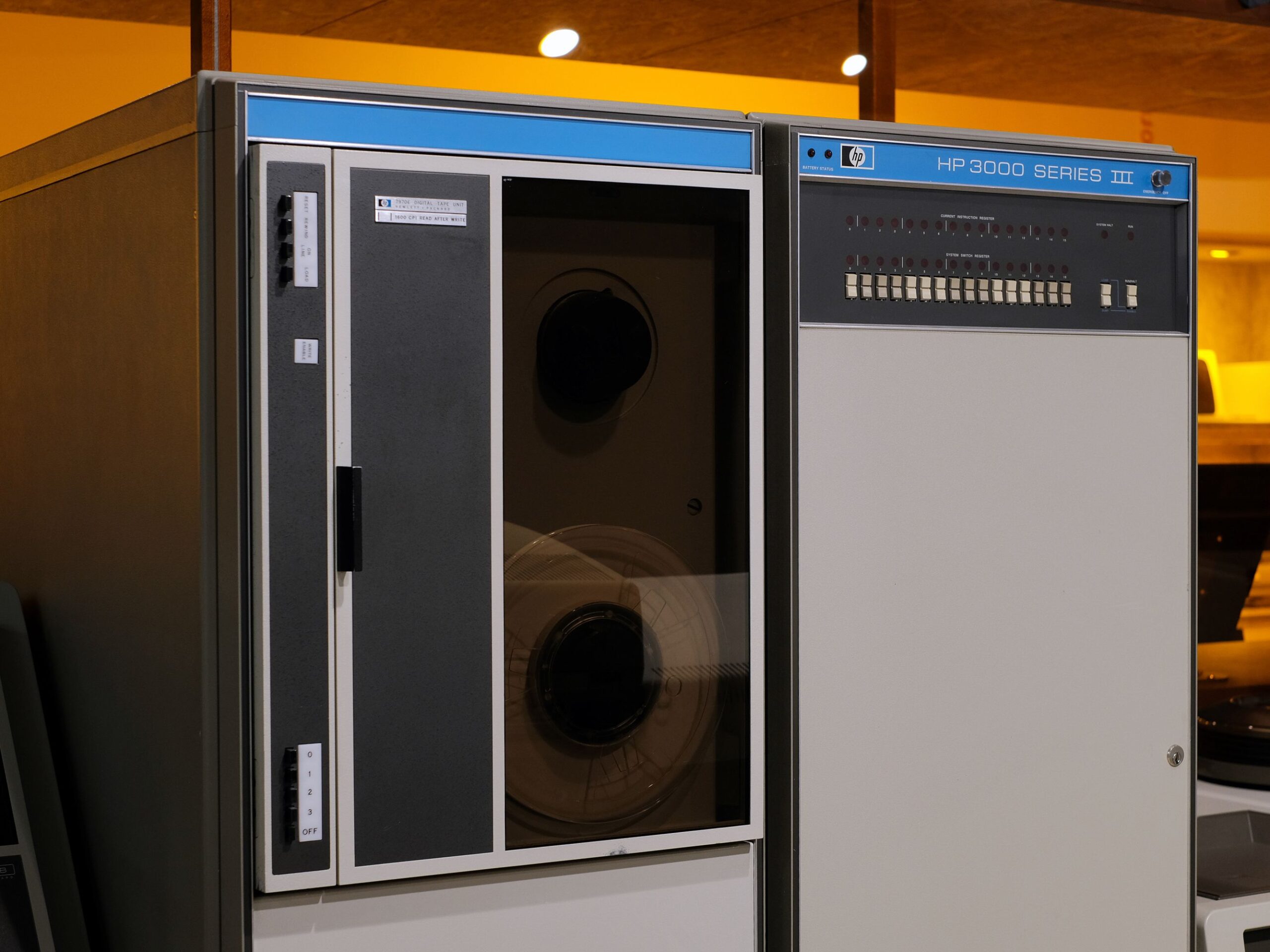 HP 3000 Series III