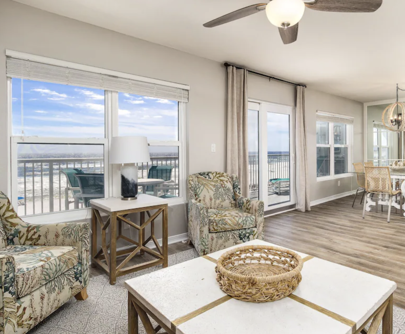 Comfy Beachfront Condo: More