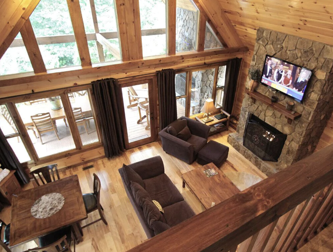 Couple’s Getaway Cabin: More