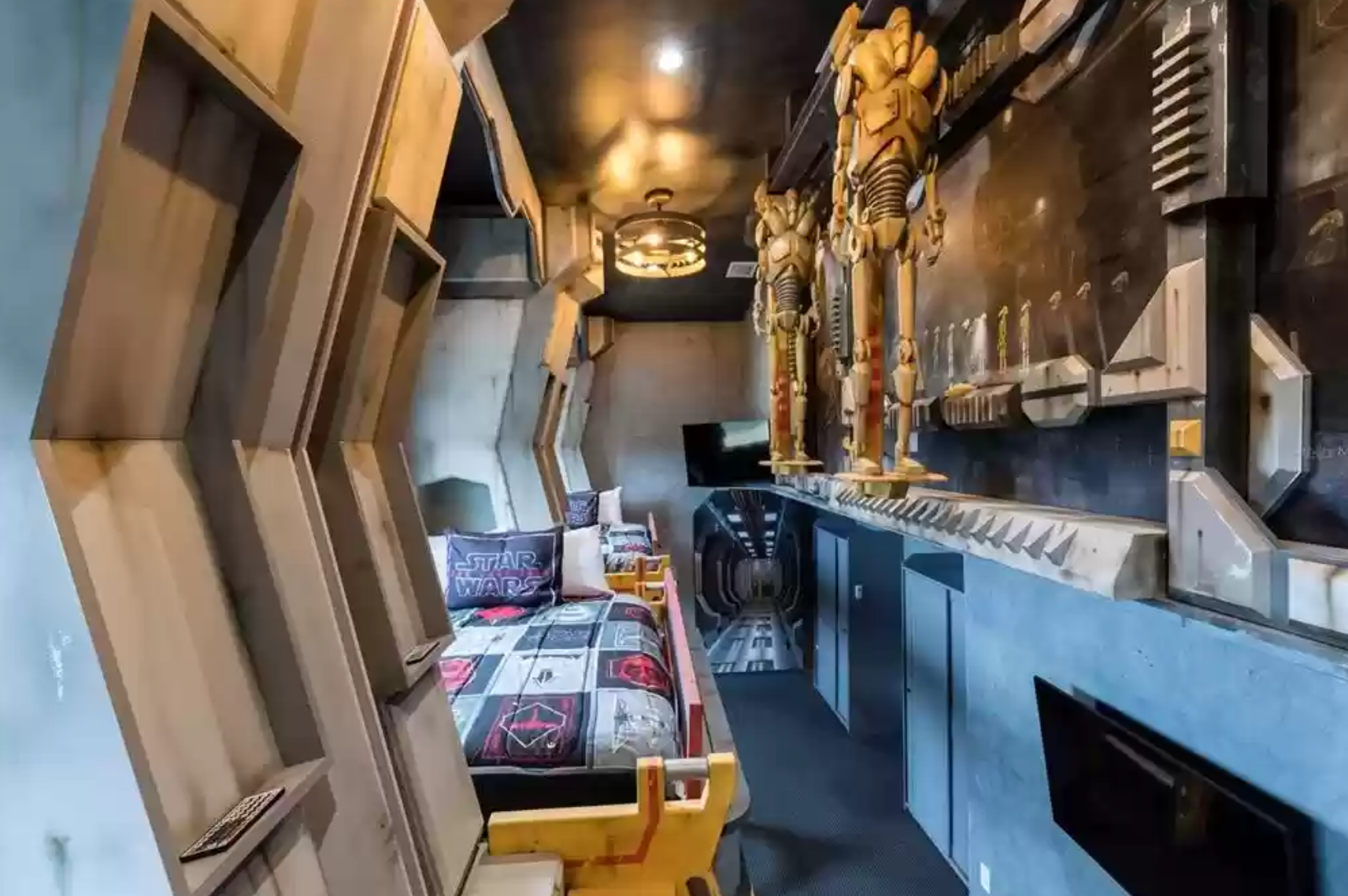 'Star Wars' Stunner: A Look Inside