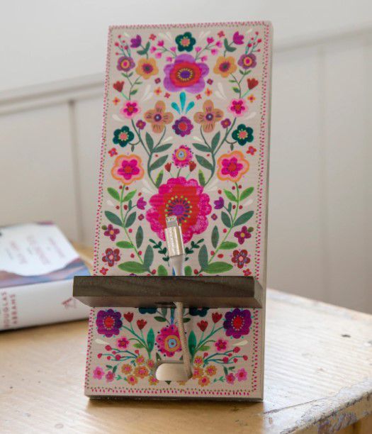 Decorative Phone Stand