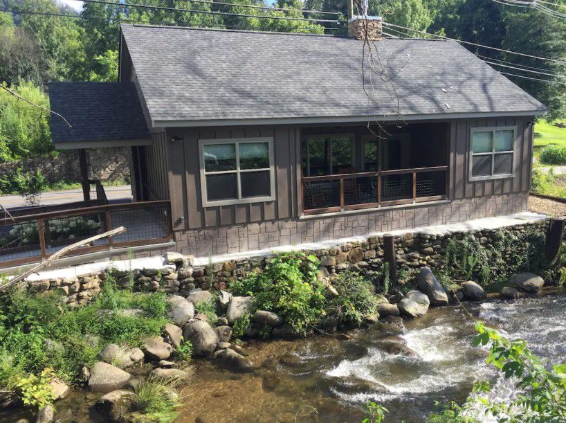Heart of Gatlinburg Cabin