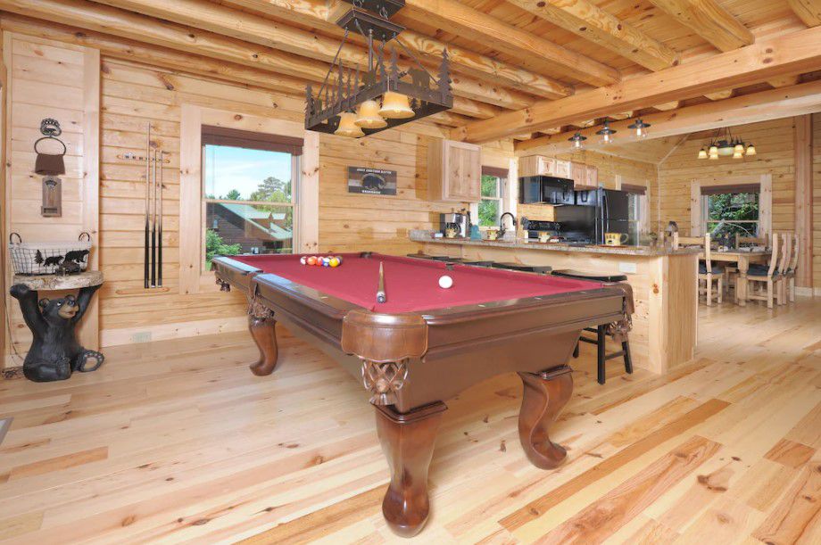 Honey Bear Hideaway Cabin: More