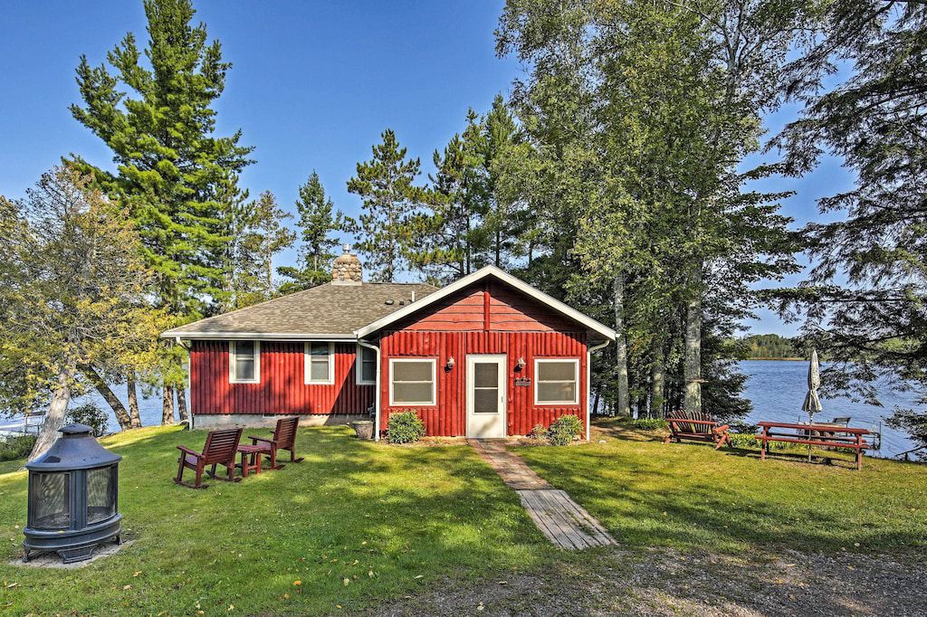 Mercer Lake Cabin