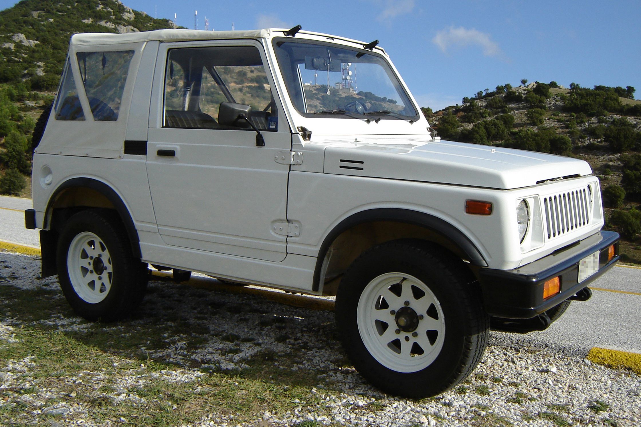 Suzuki Samurai