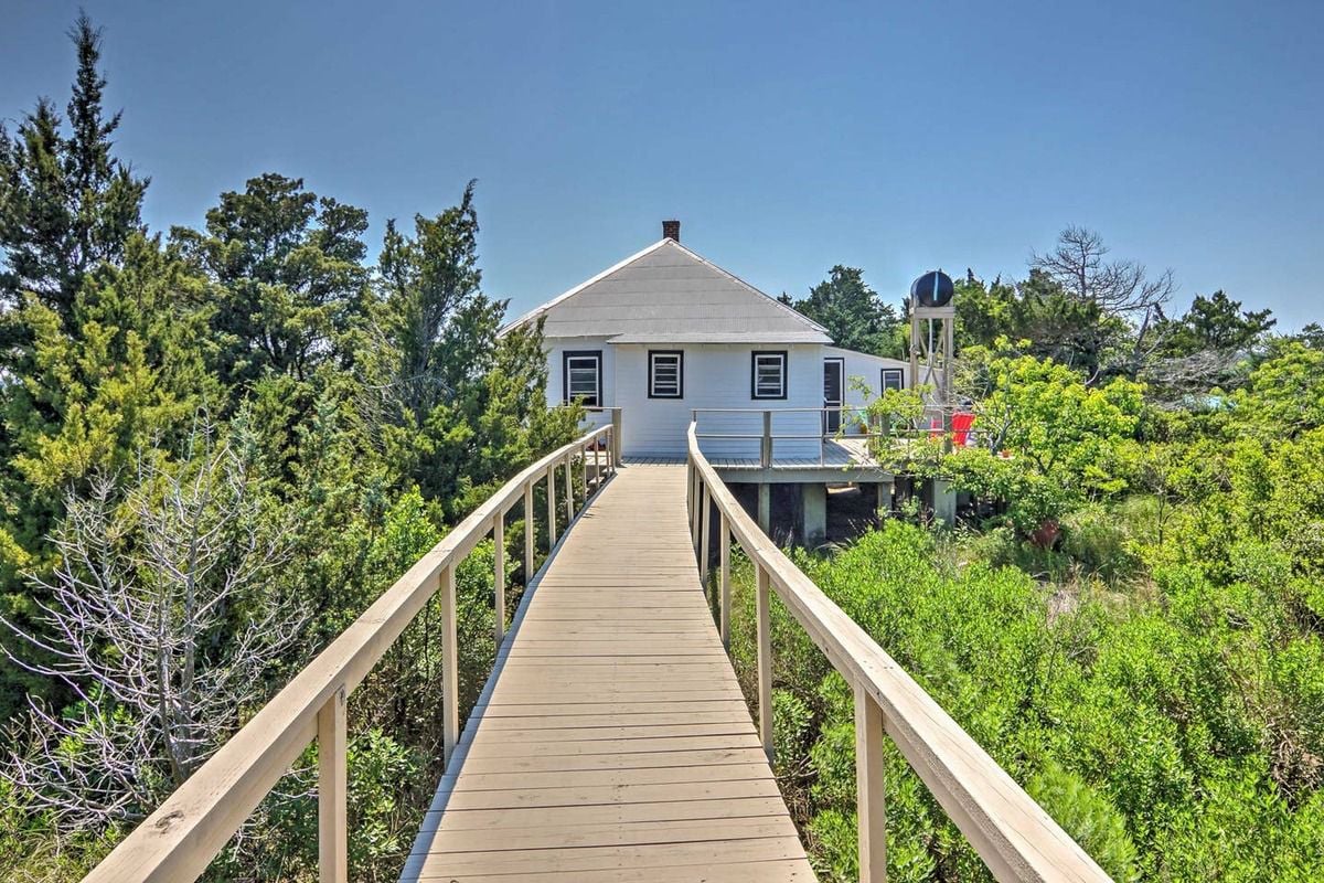 Rent a Private Island Holly Bluff Island, Virginia