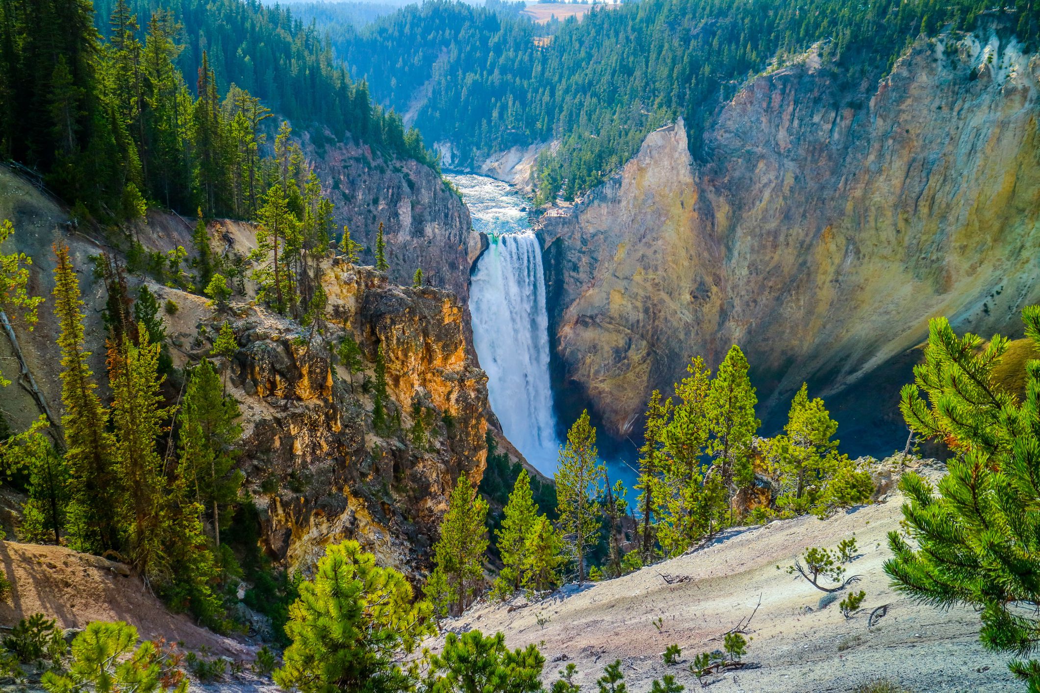 An epic scenery of the canyon in between of those large mountain ranges