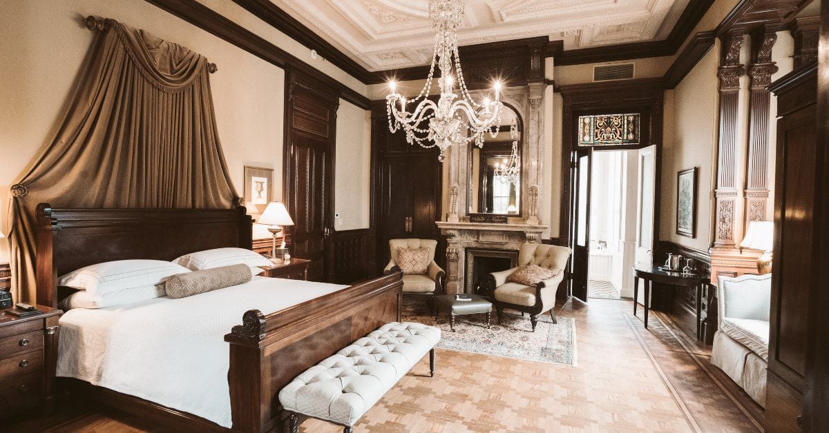Wentworth Mansion