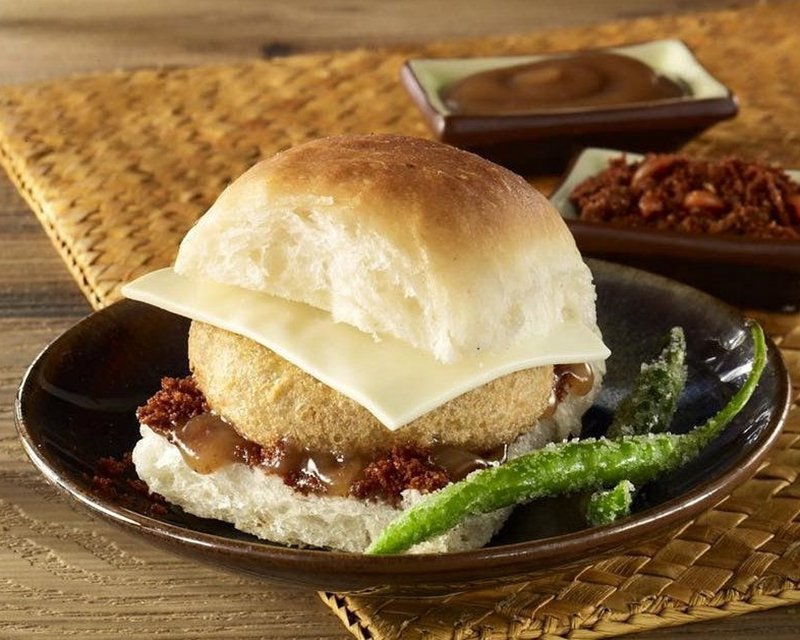 Goli Vada Pav