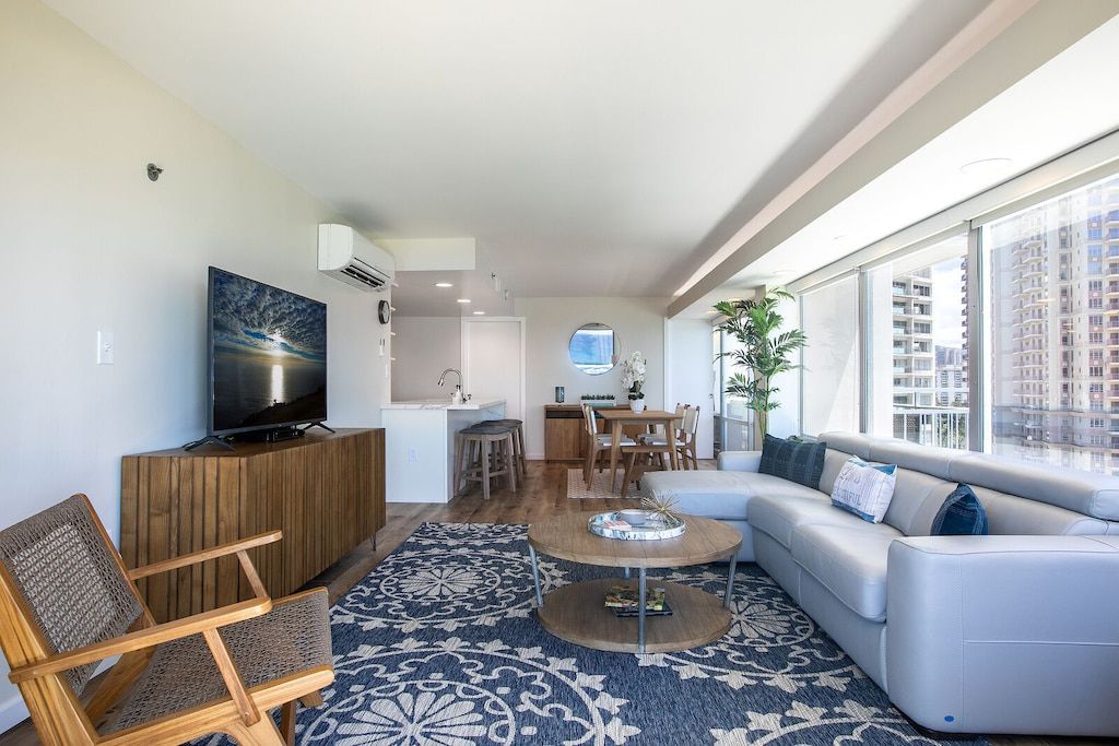 Luxury Waikiki Condo