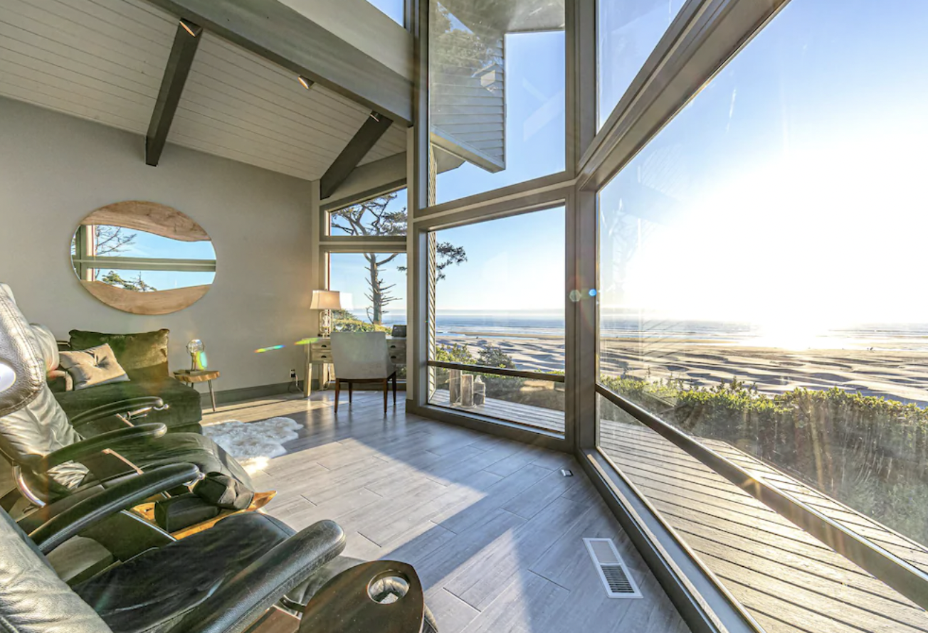 Luxe Beachfront House