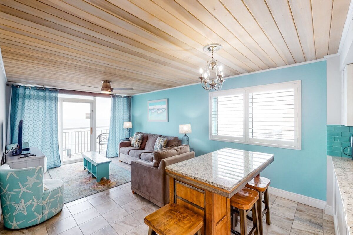 Corner Oceanfront Condo, Myrtle Beach, South Carolina