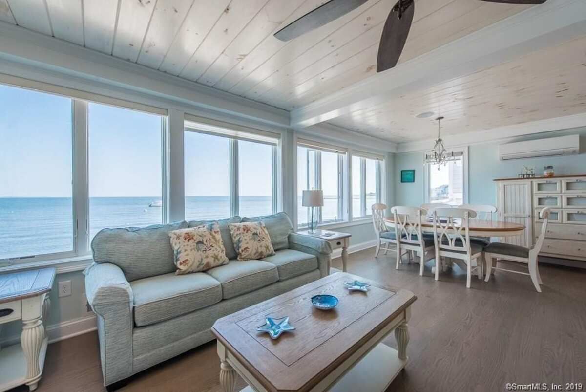 Direct Oceanfront Pristine Home, Niantic, Connecticut