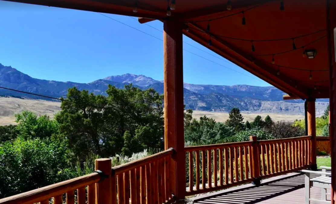 Hillside Hideaway