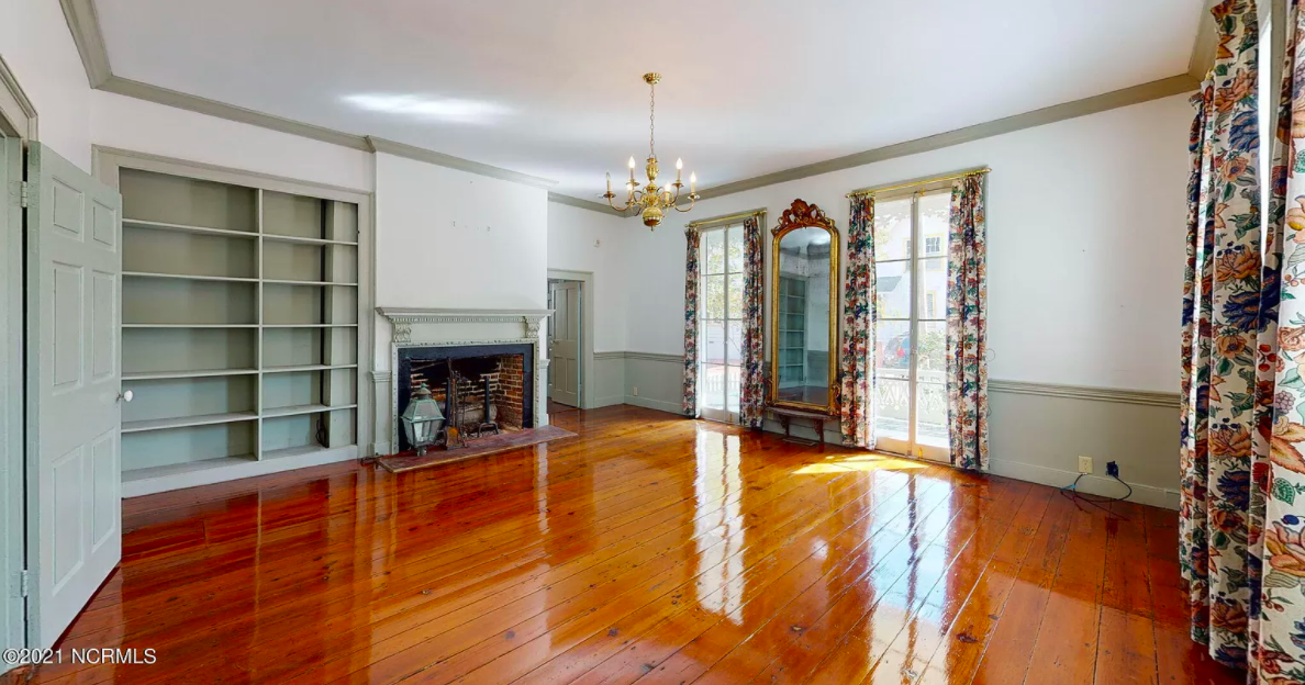 Smith Whitford Ward House: A Peek Inside