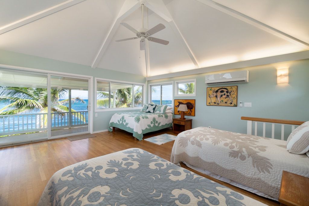 Quiet North Shore Beachfront Home