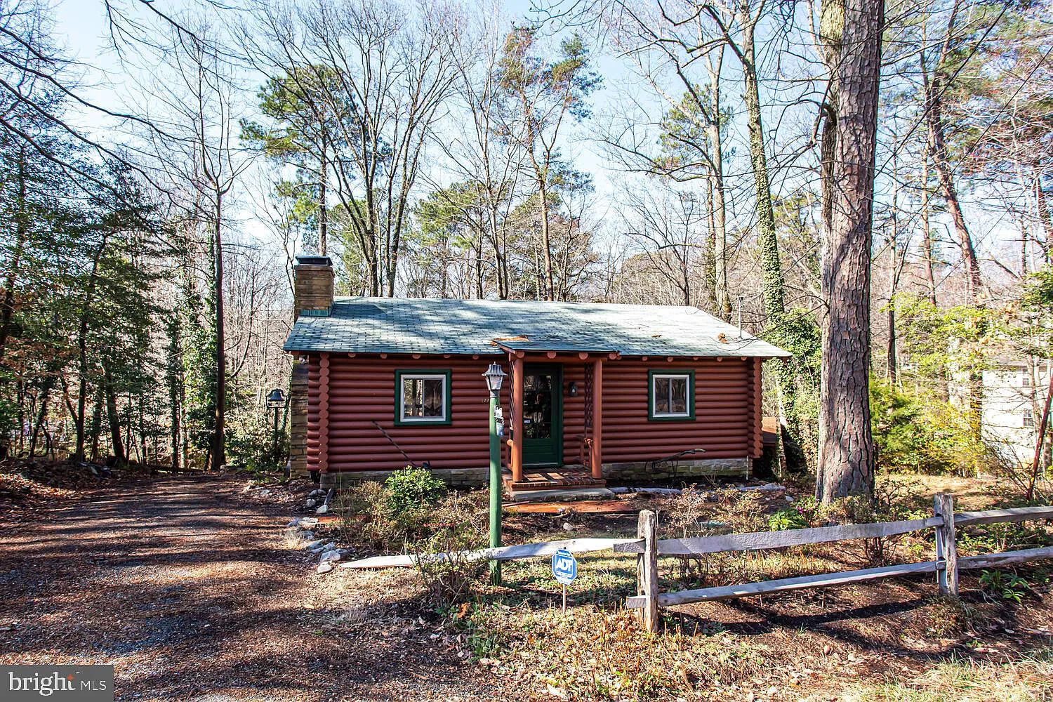 12266 Catalina Dr, Lusby, MD 20657