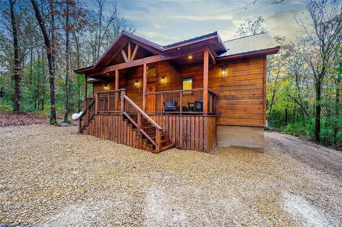 36 Champion Way, Broken Bow, OK 74728
