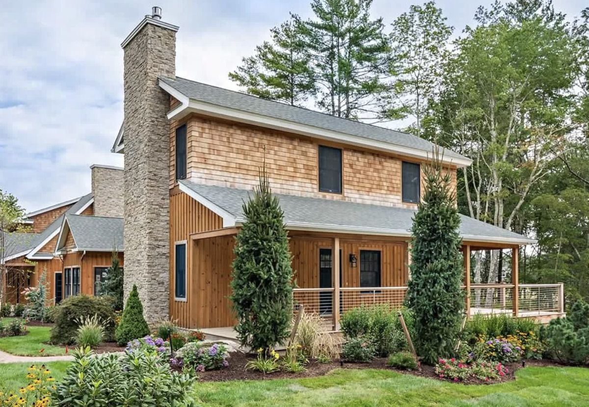 87 Kingstown Rd, Richmond, RI 02898