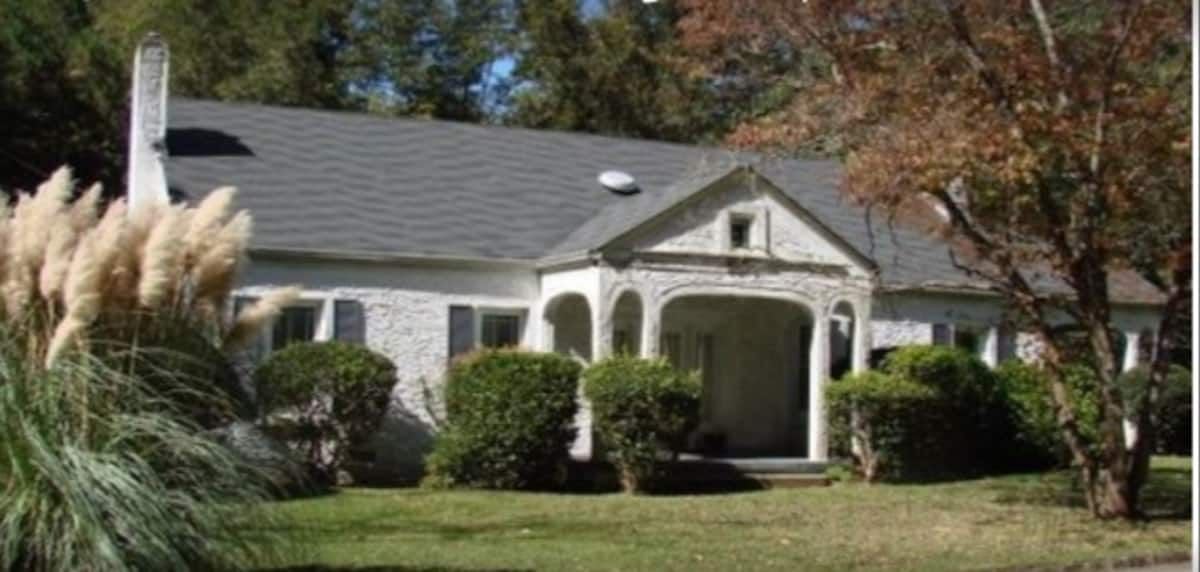 Exterior of the Joseph-Willis House in Atlanta