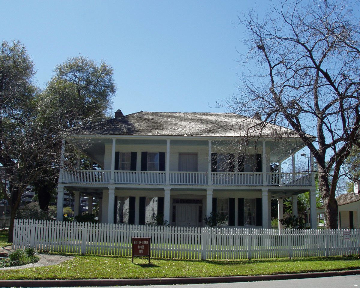 The Kellum-Noble House is a Historic American Building in Sam Houston Park
