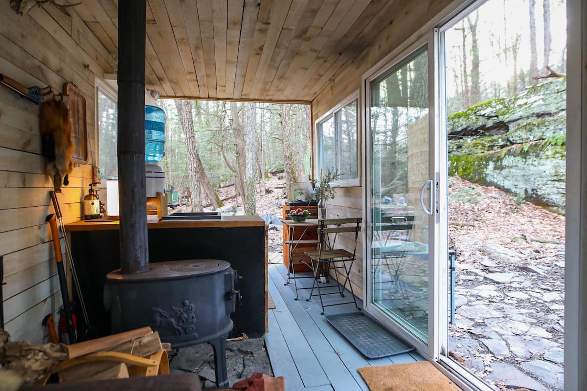 Catskills Container Cabin: More