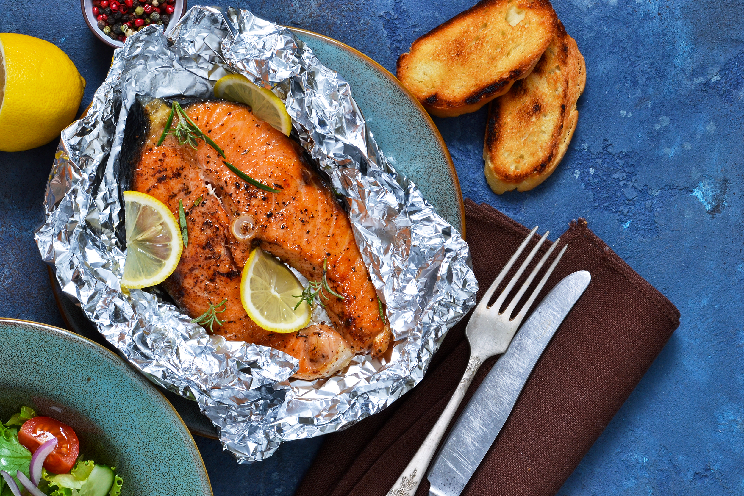 lemon salmon in a foil packet