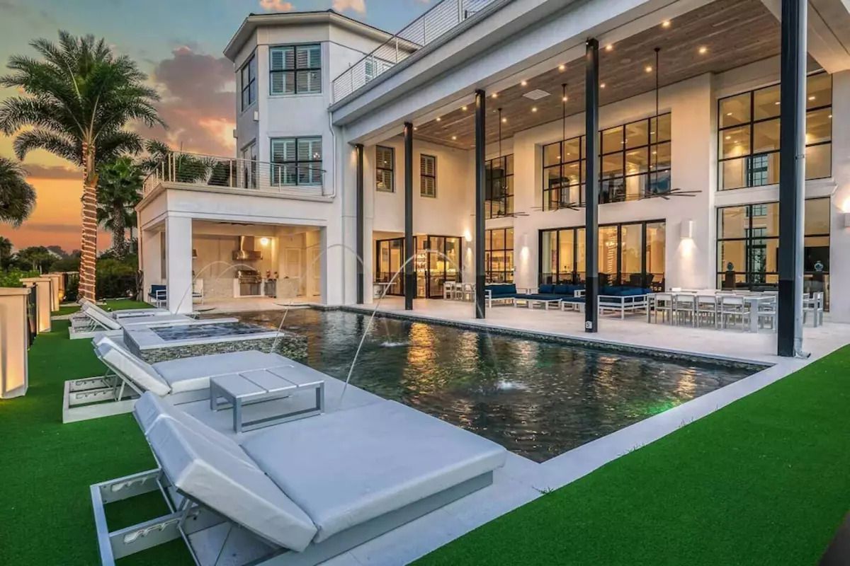 Eclectic Estate with Location Themed Bedrooms, Reunion, Florida