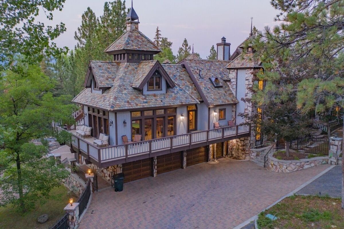 Edgewood Mansion, Big Bear Lake, California