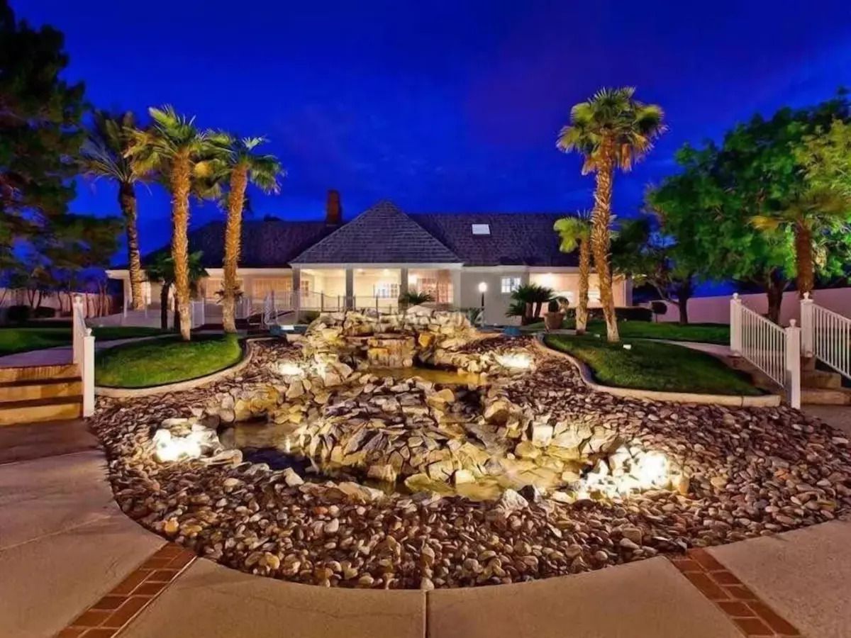 Mansion Belle Oasis, Spring Valley, Nevada