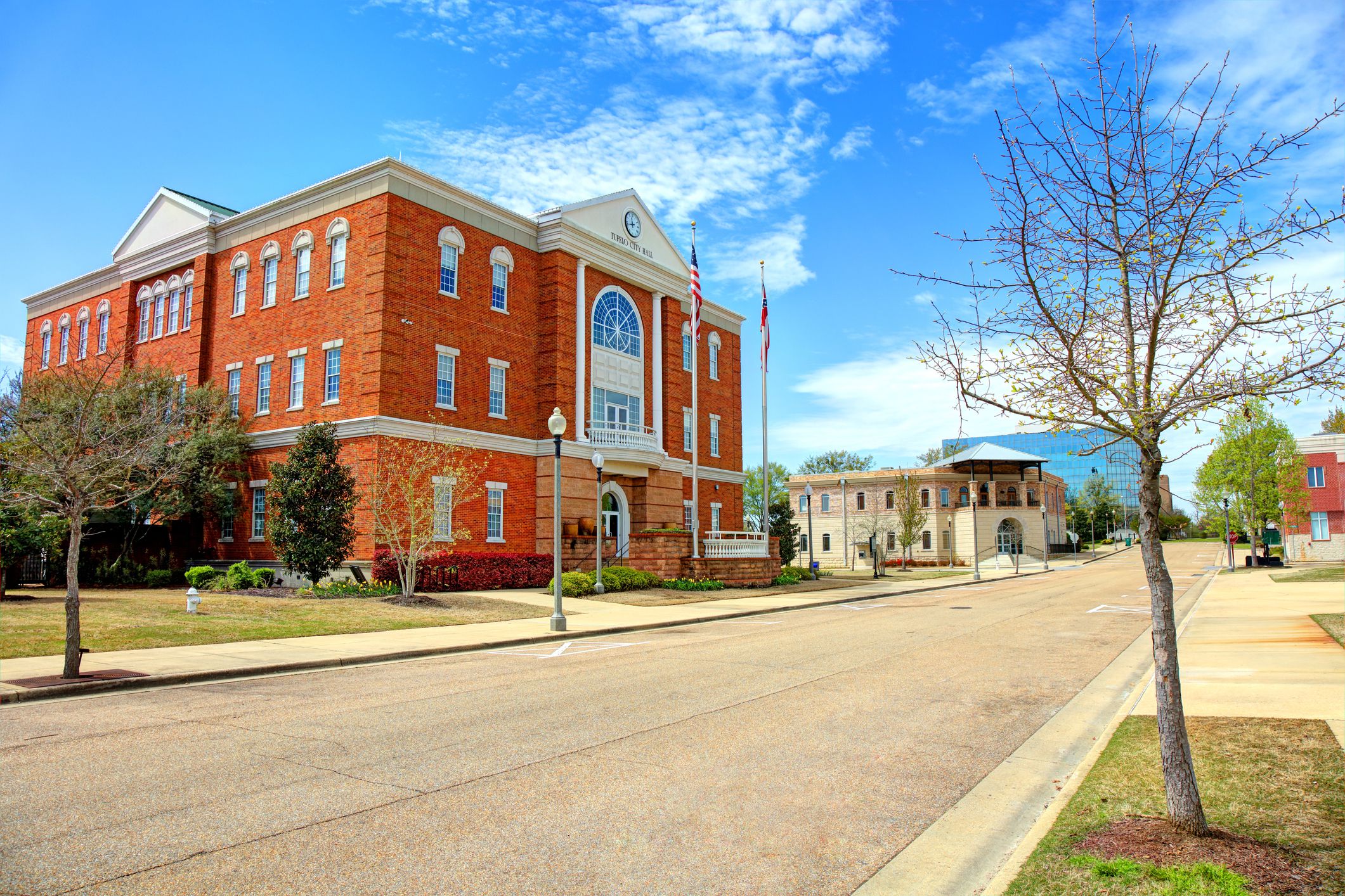 Tupelo is the county seat and the largest city of Lee County, Mississippi, United States.