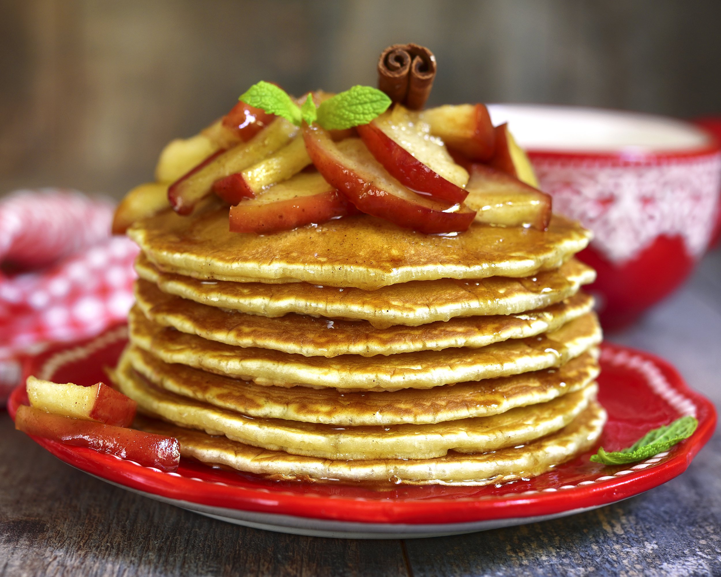 Apple Cinnamon Pancakes