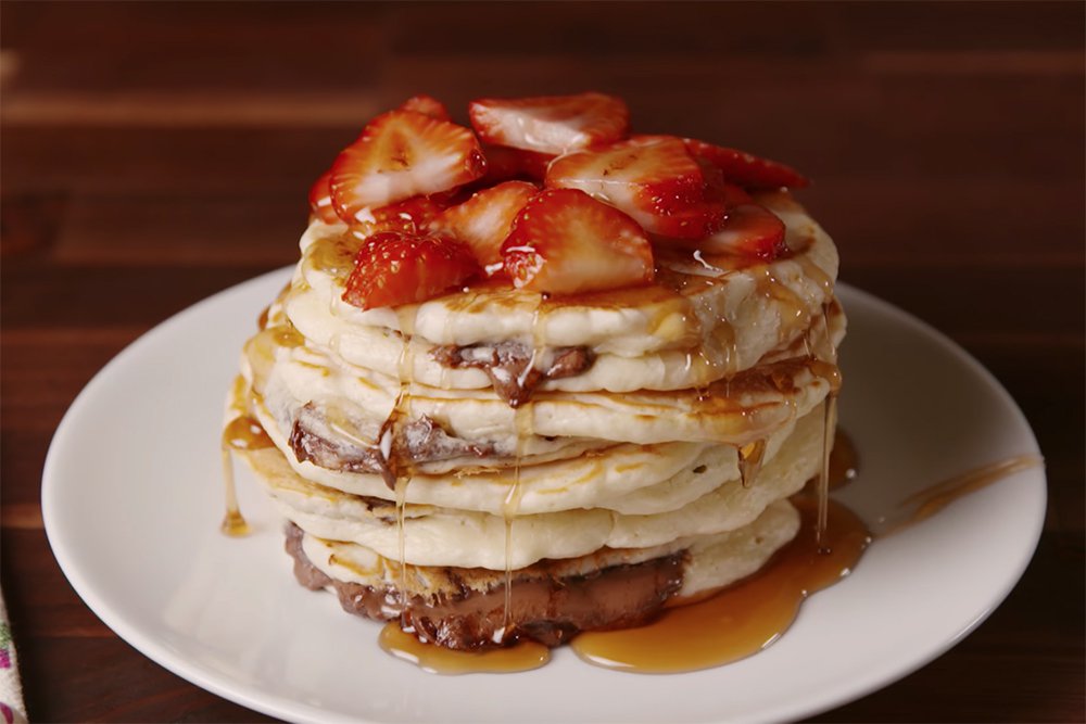 Nutella Stuffed Pancakes