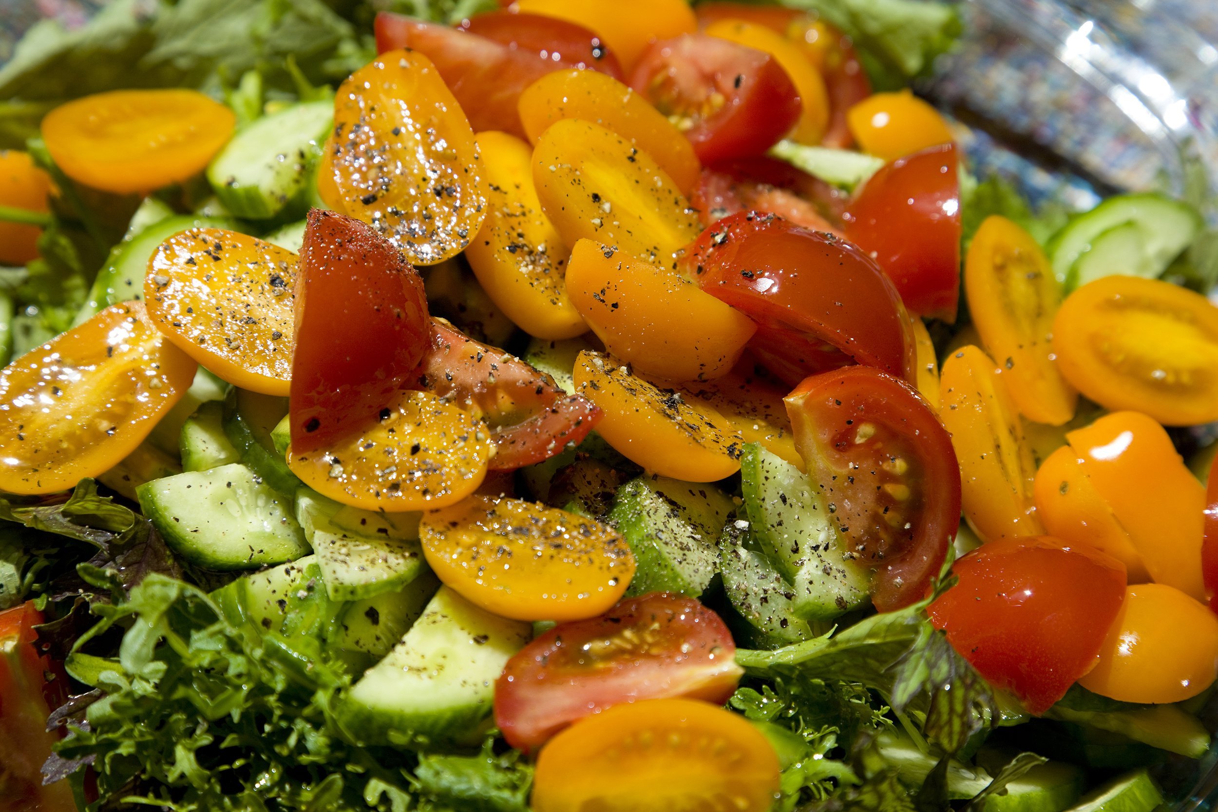Grape tomato salad