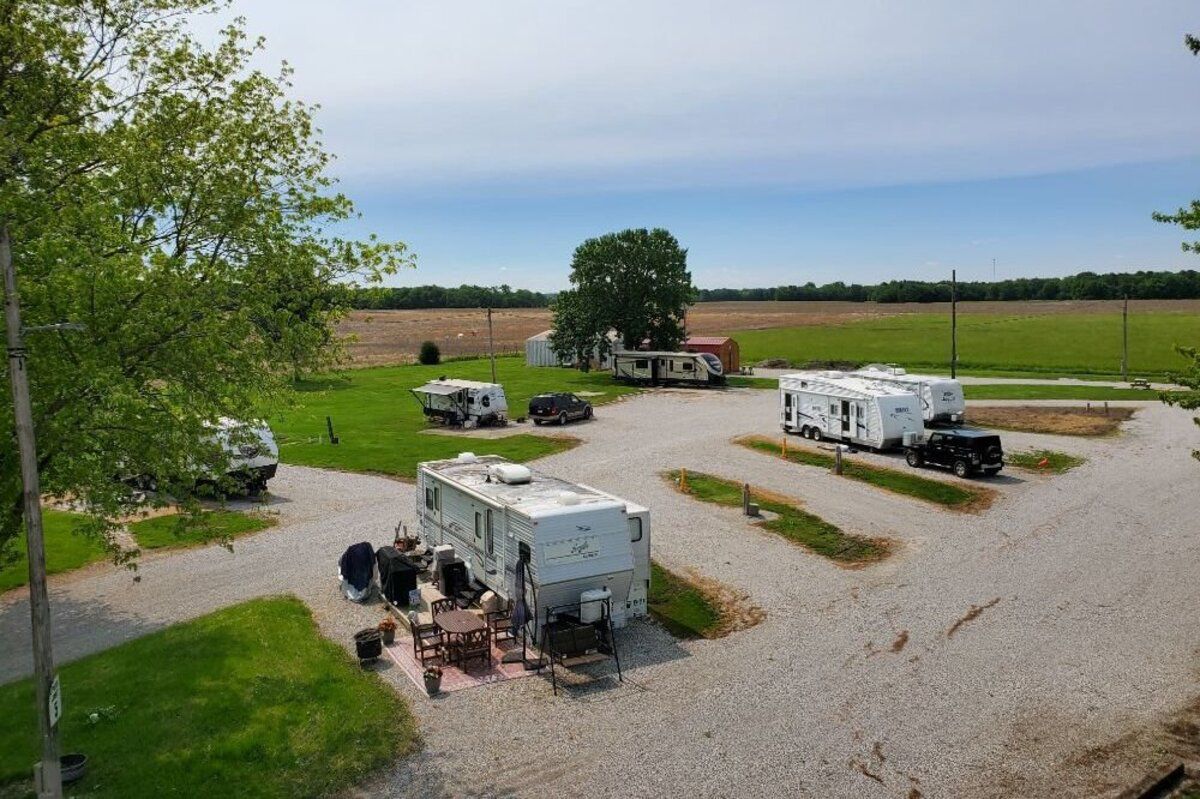 Kamper Kompanion RV Park, Litchfield, Illinois, RV park area