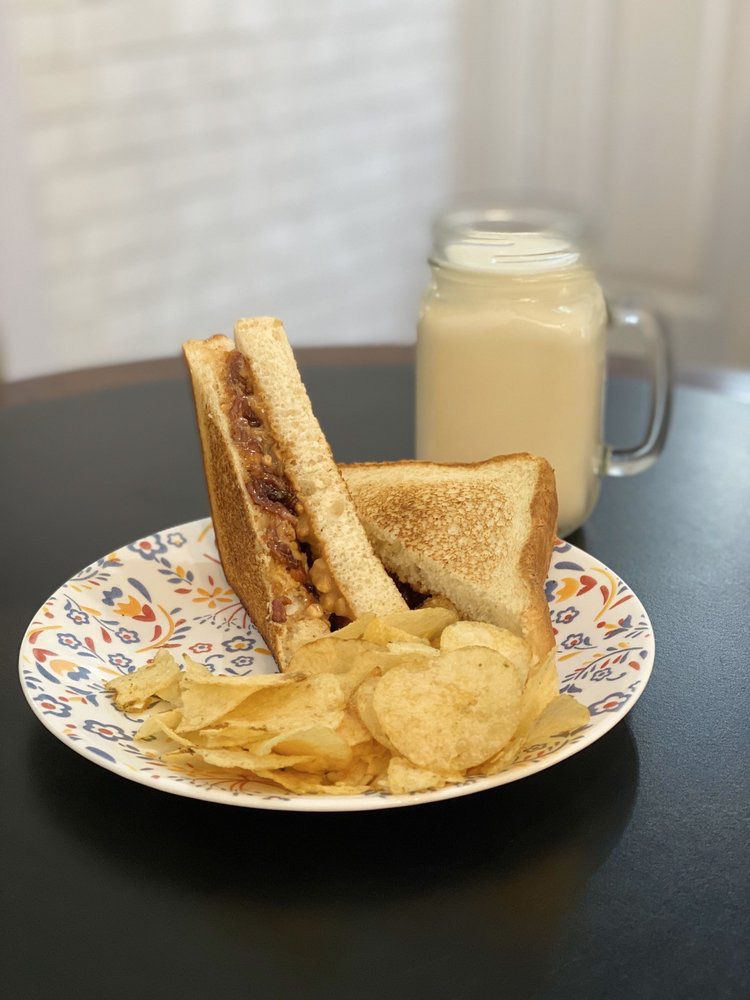 PB&J With Tay | San Antonio