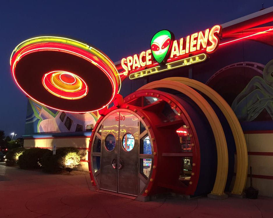 Space Aliens Grill & Bar