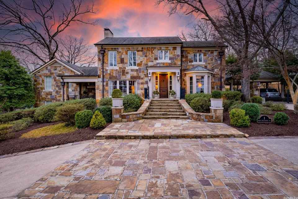 The Heights, Little Rock