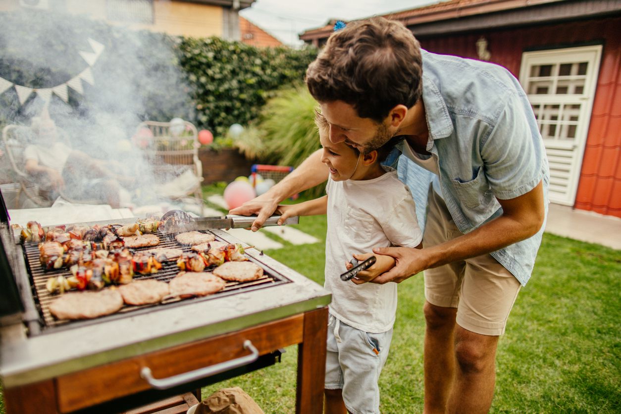 grill with son