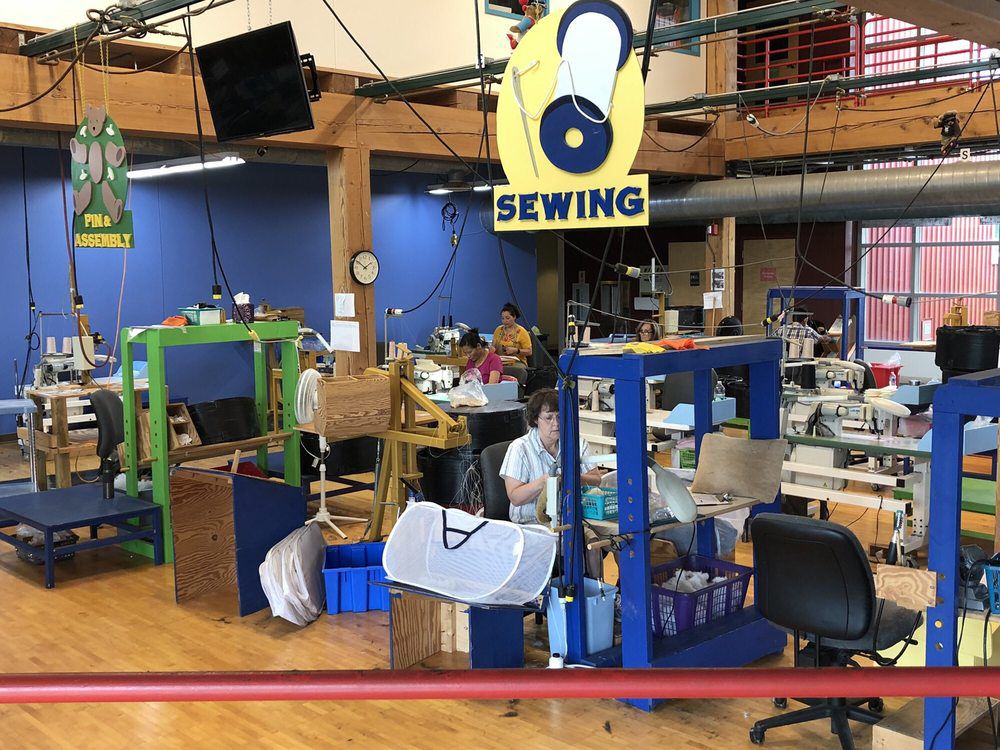 Vermont Teddy Bear Factory Tour, Shelburne, Vermont