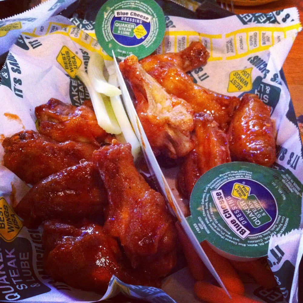 Quaker Steak & Lube Eat Heat Challenge