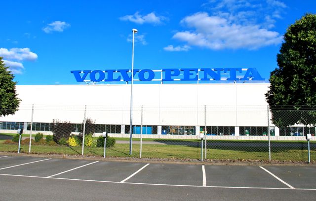 Energy-Storing Body Panels