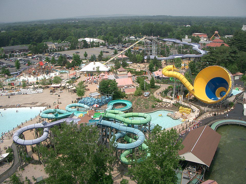 Six Flags New England waterpark