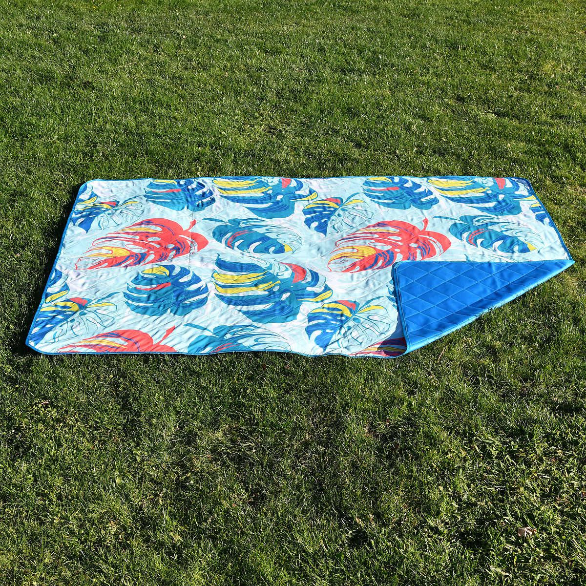 Old Bahama Bay Outdoor Blanket