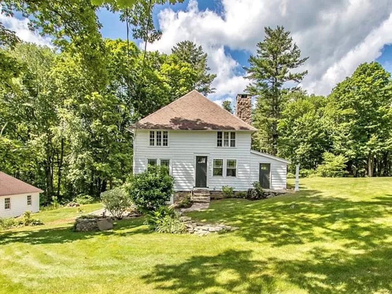Updated 1920s Barn with Pool and Cottage