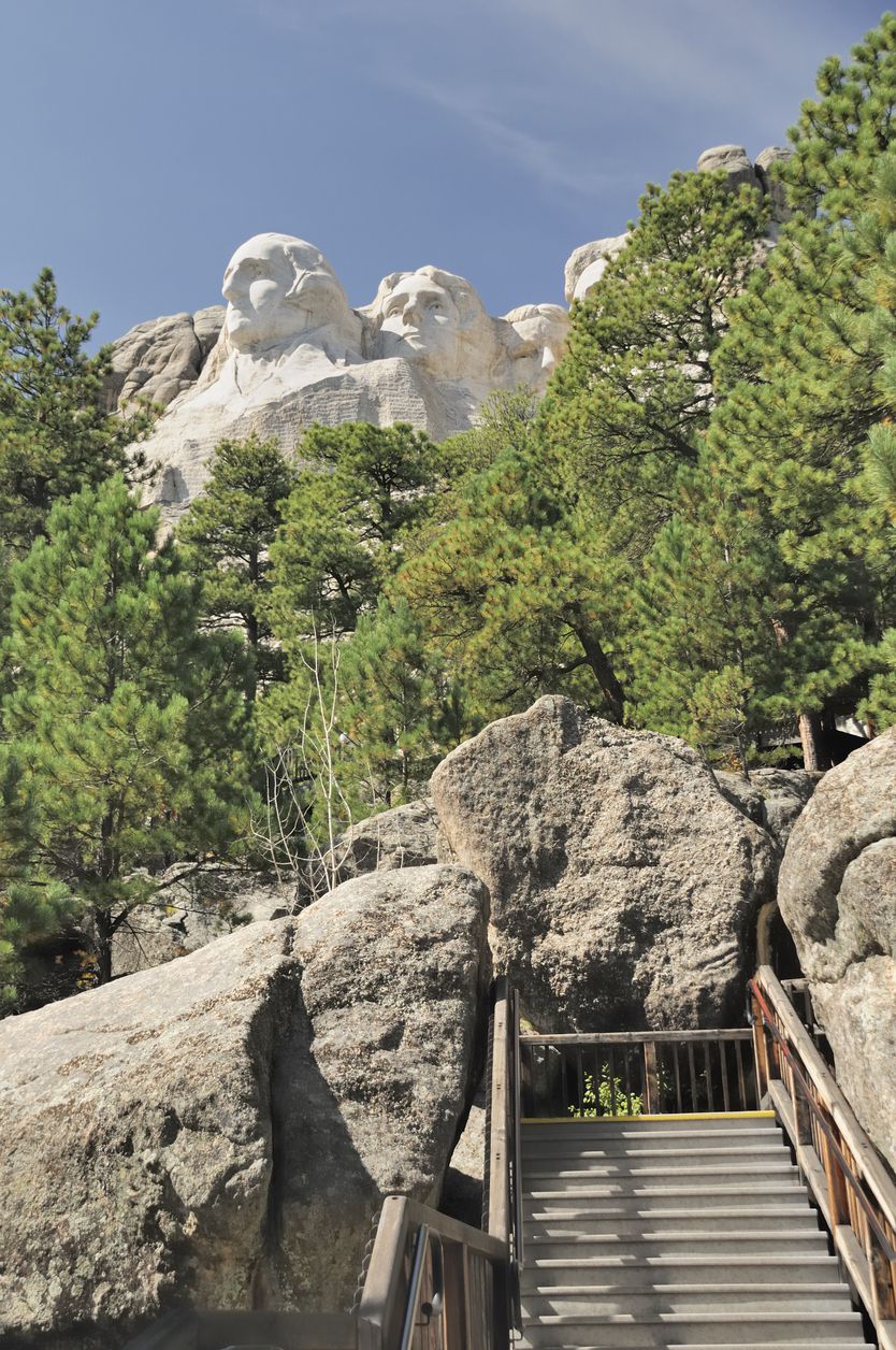 mt rushmore stairs